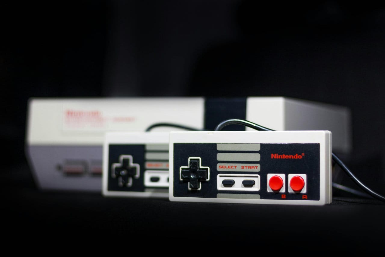 任天堂 ENTERTAINMENT System USA仕様 Nintendo Famicom in box Japanese original Console 4 games